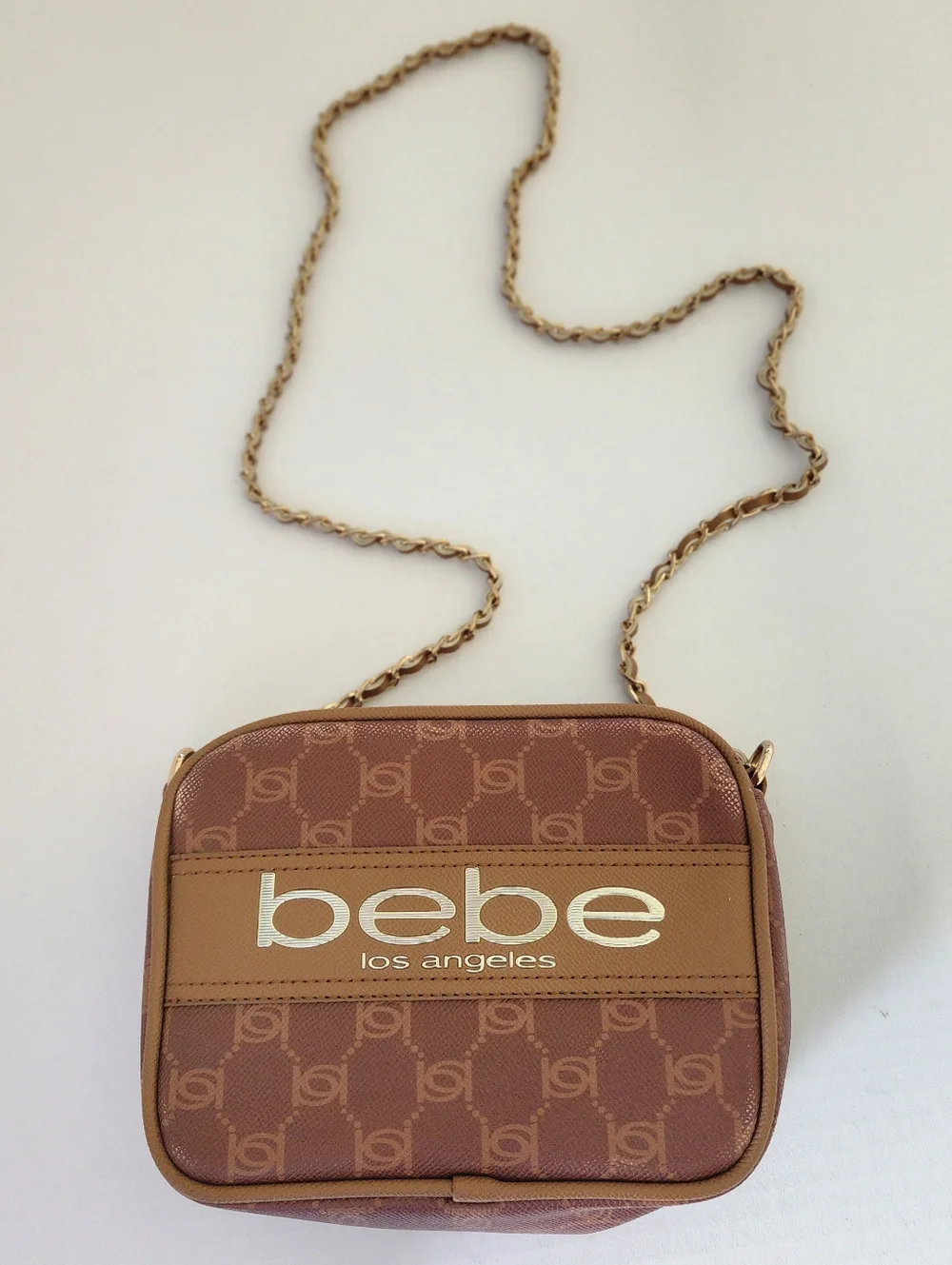 BEBE SERENA MONOGRAM CAMERA CROSSBODY - Picture 1 of 12
